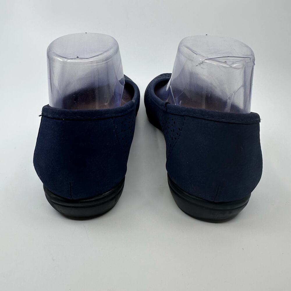 White Mountain GERI Laser Cut Navy Ballet Flats WMNS 7W Slip On Comfort Cut Out - Picture 4 of 8